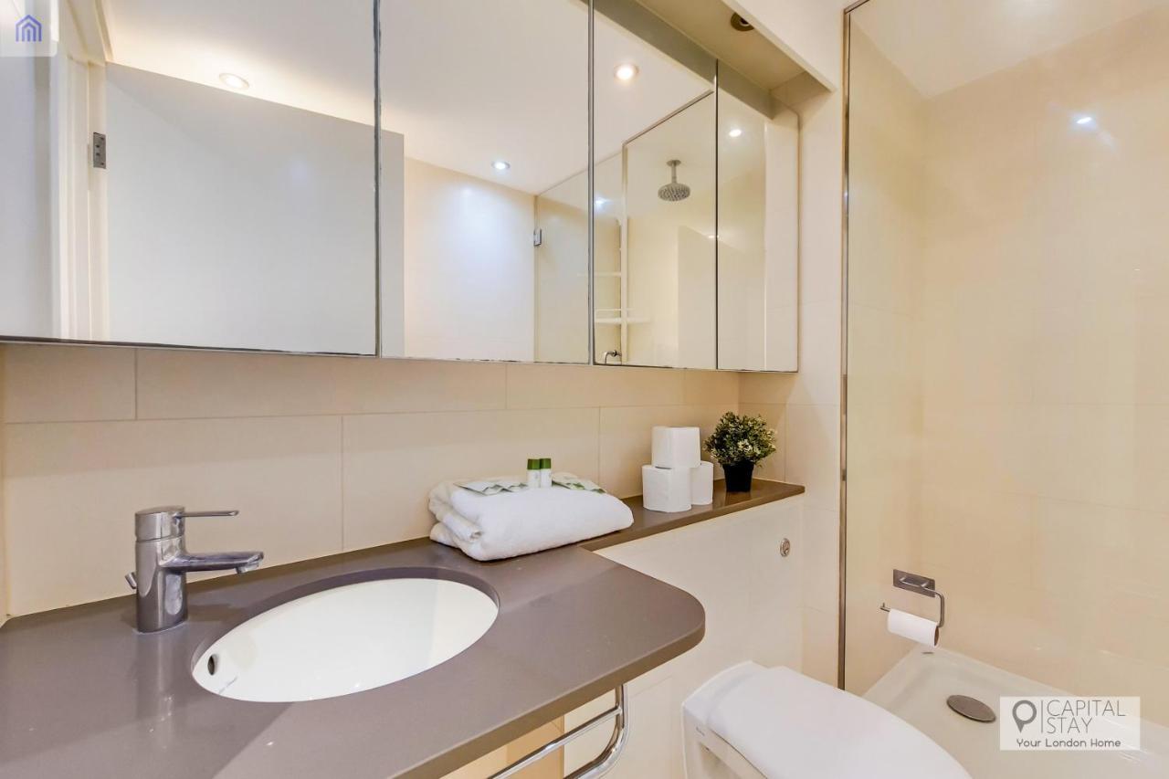 Two Bedroom Apartment - London Excel Stays المظهر الخارجي الصورة