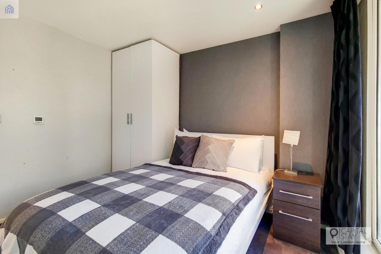 Two Bedroom Apartment - London Excel Stays المظهر الخارجي الصورة